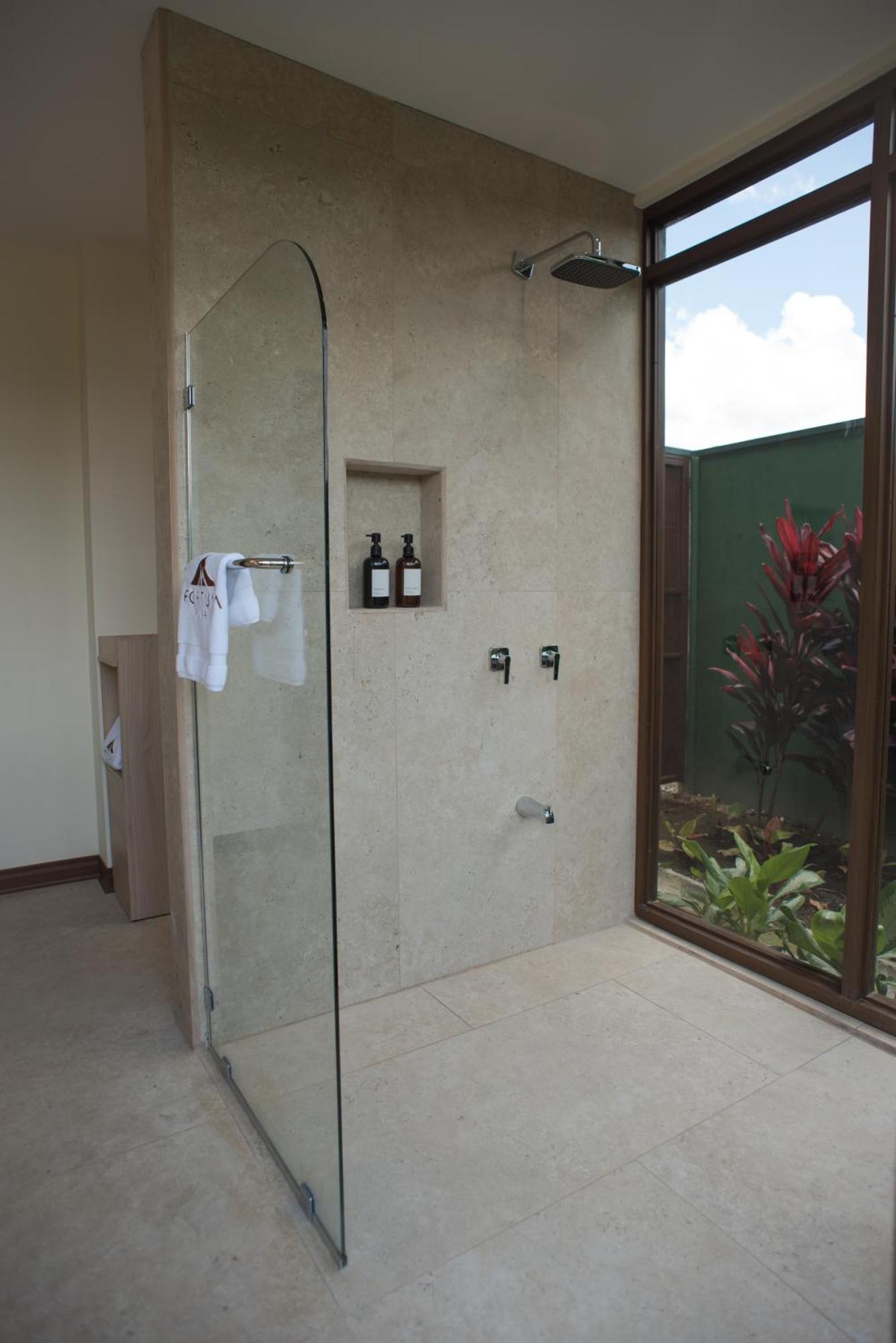 Fortuna Retreat La Fortuna Bilik gambar